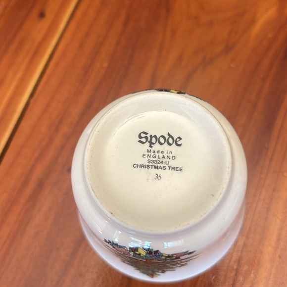 Spode Christmas Votive Cup and Candle Holder - Picture 11 of 11